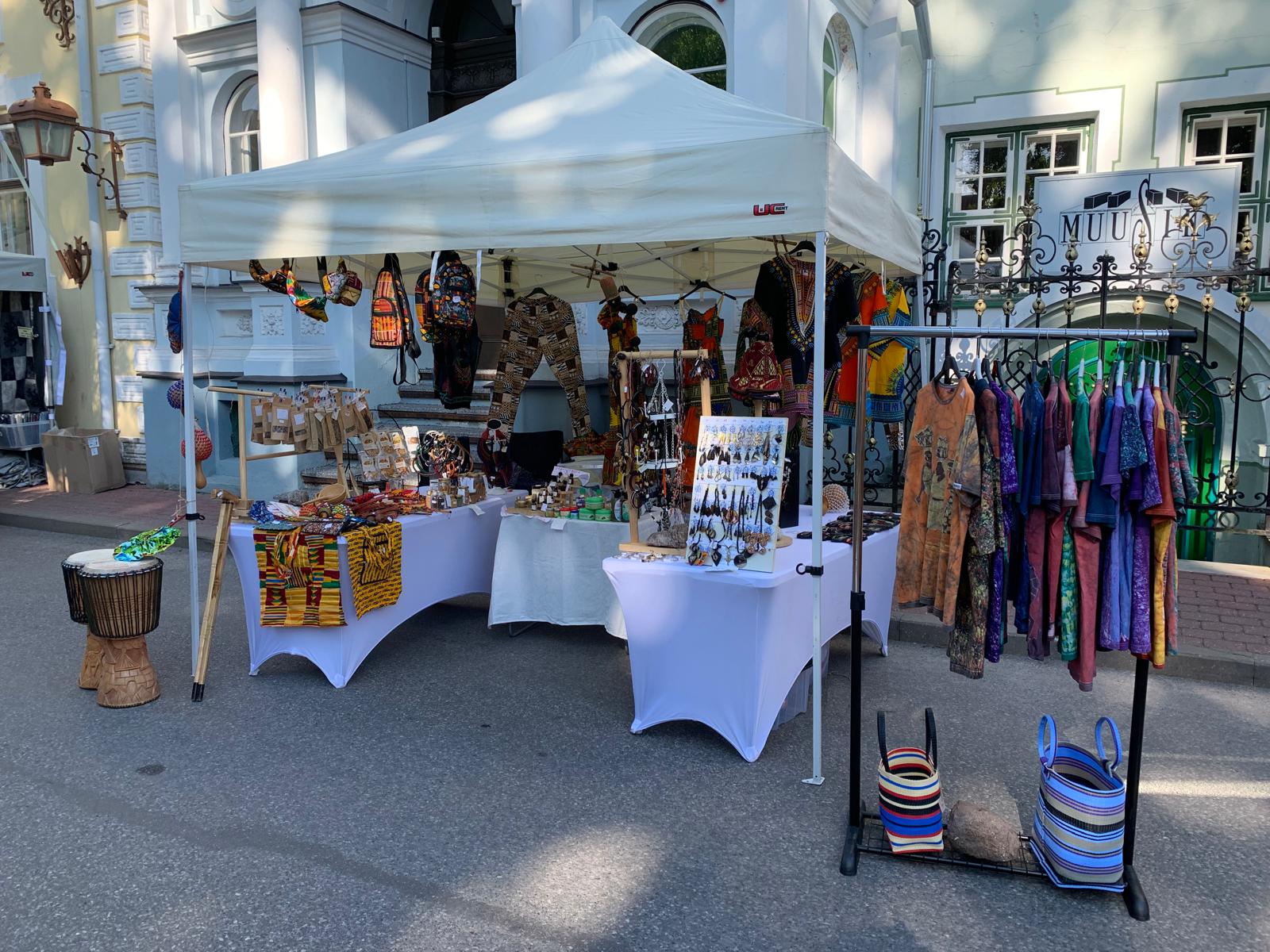 Drums and jewellery at the TogoSunny stall