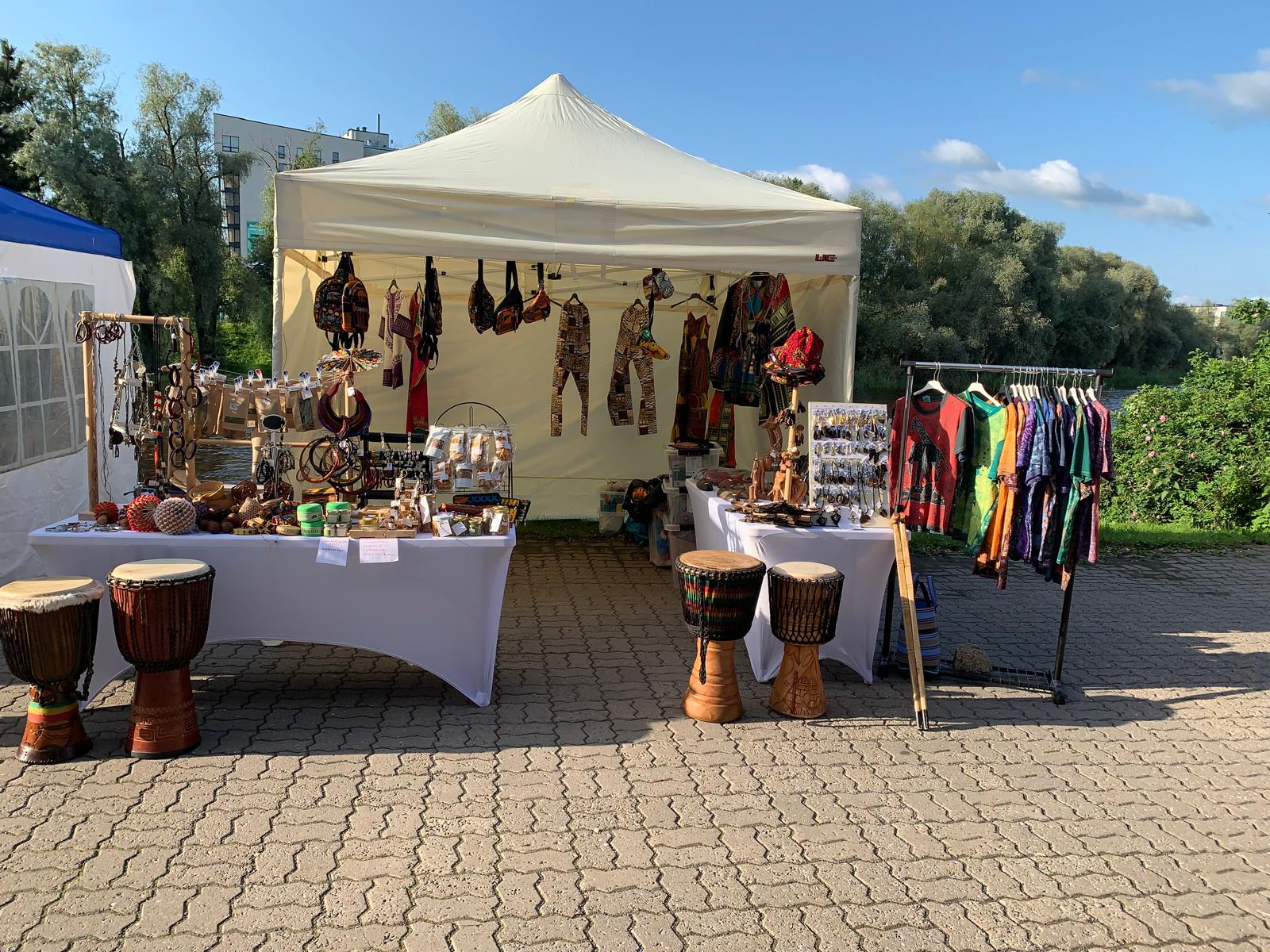 Full view of the stand